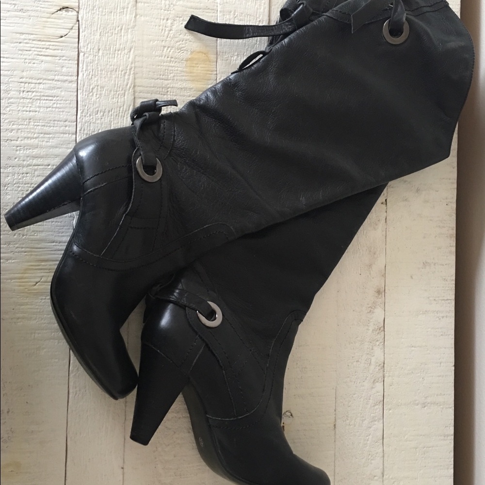 Two Lips Too Black Leather Boots w/ ties Leather Details Sz 6